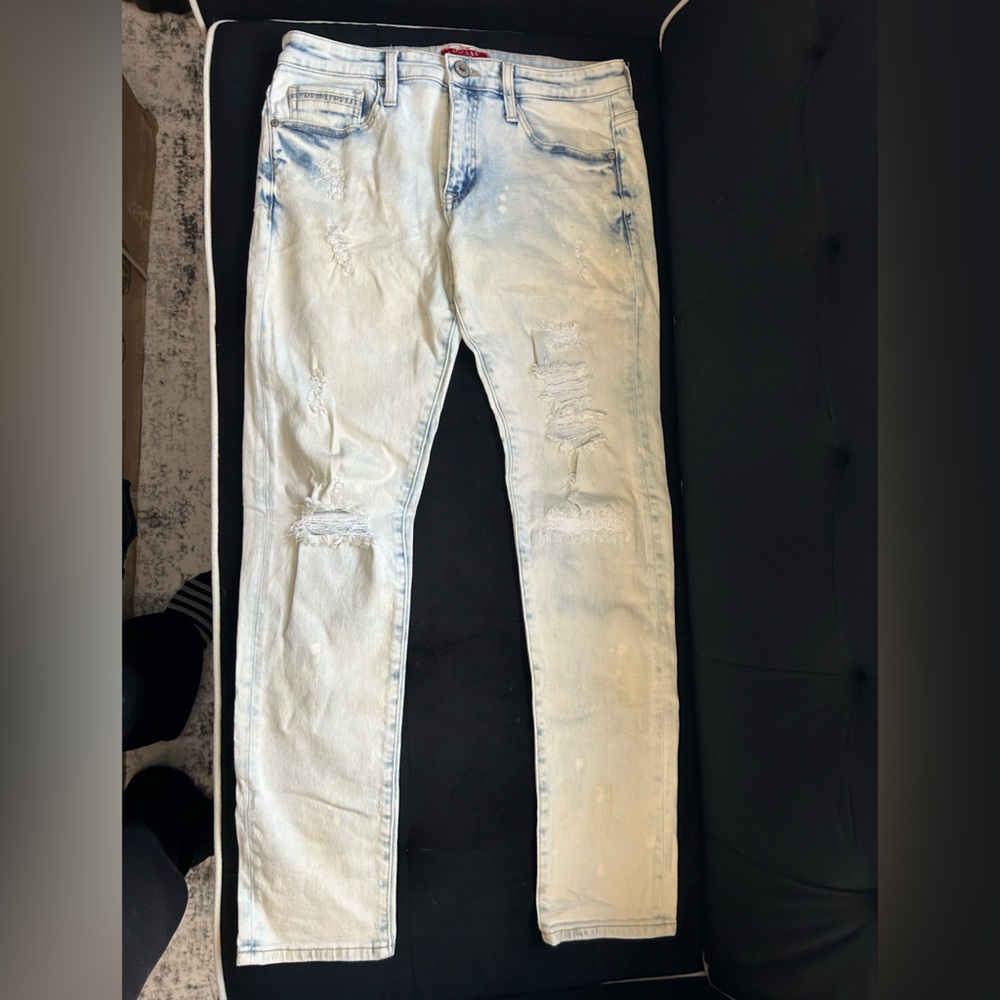 Guess Men's Light Wash Distressed Skinny Jeans